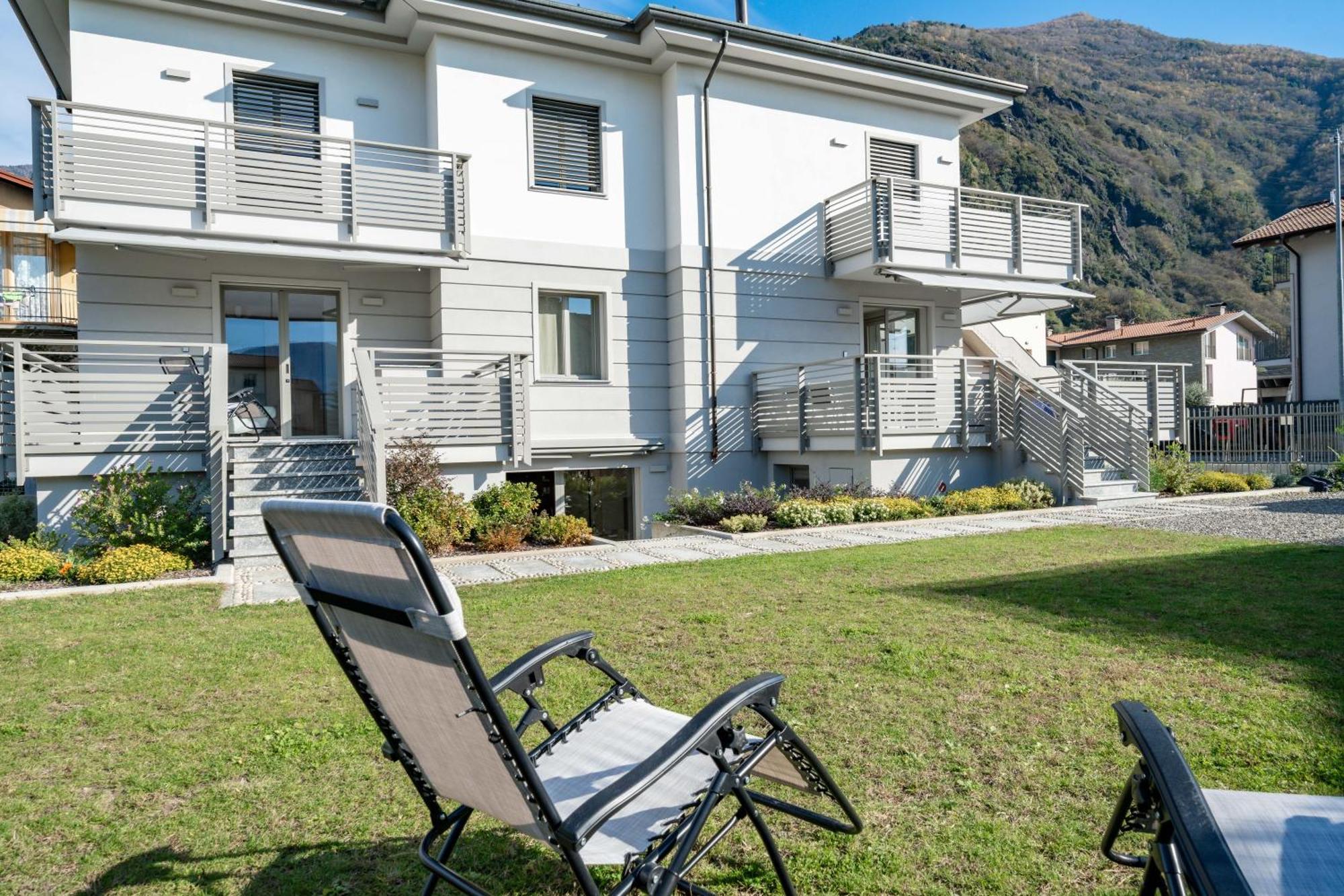 Villa Sunrise - Luxury Property With Pool & Large Private Garden, Few Steps From The Beach, Ideal For People With Mobility Issues Dervio